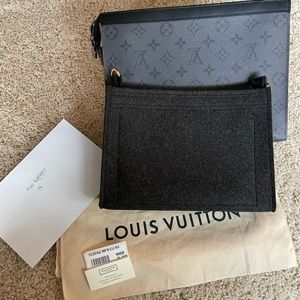 Louis Vuitton pochette mm